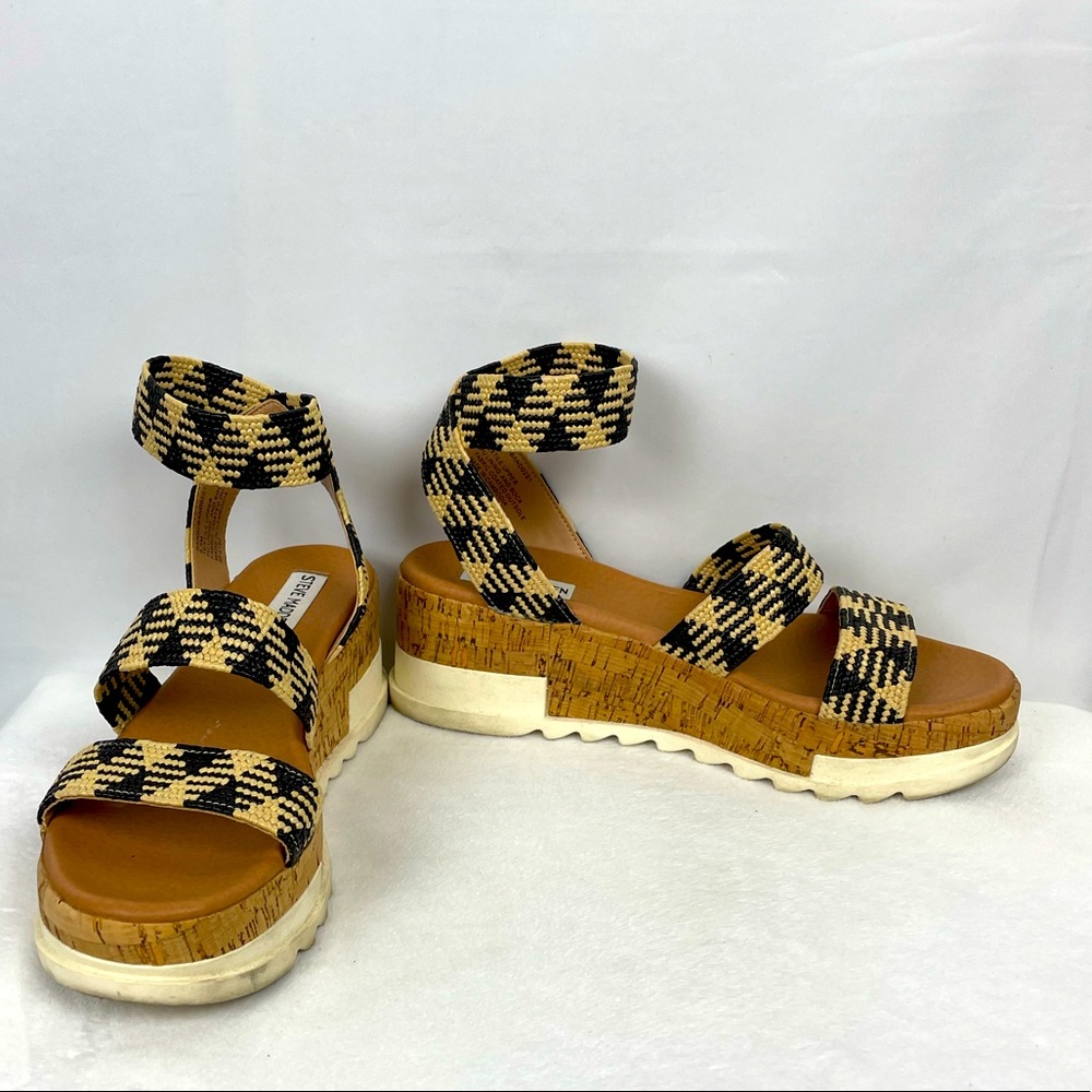 Steve Madden Black/Tan Wedge Sandals 8.5